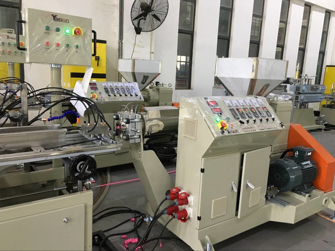 50mm Screw PP HIPS Sizer Extrusion Line , PP PS Profile Extrusion Machine