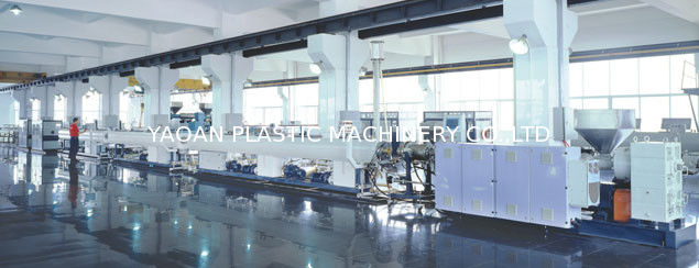Energy Saving Ppr Pipe Production Line , Pvc Pipe Manufacturing Equipment