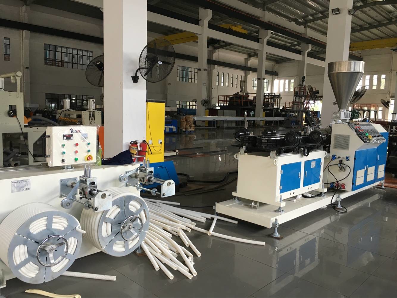 PVC Single Wall Corrugated Pipe Extrusion Machine For 12mm 32mm